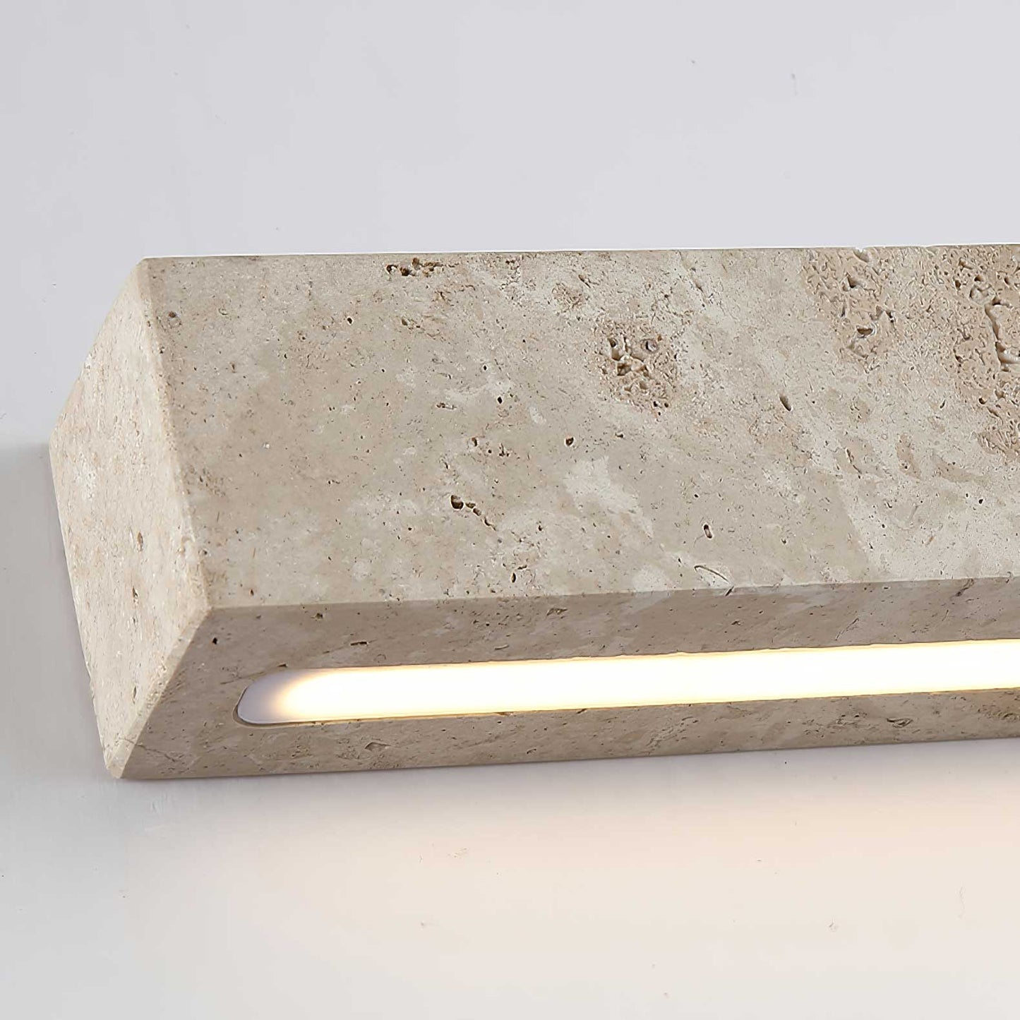 Stravik LED Wall Light - Adjustable Brightness & Modern Design