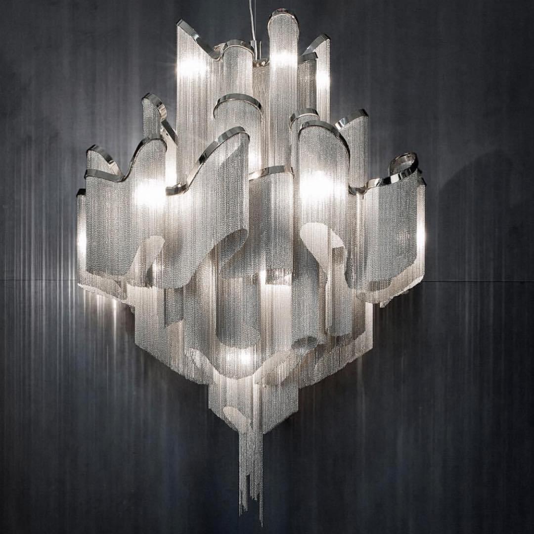 Stream Chain Chandelier - Modern Design with Adjustable Length & LED L