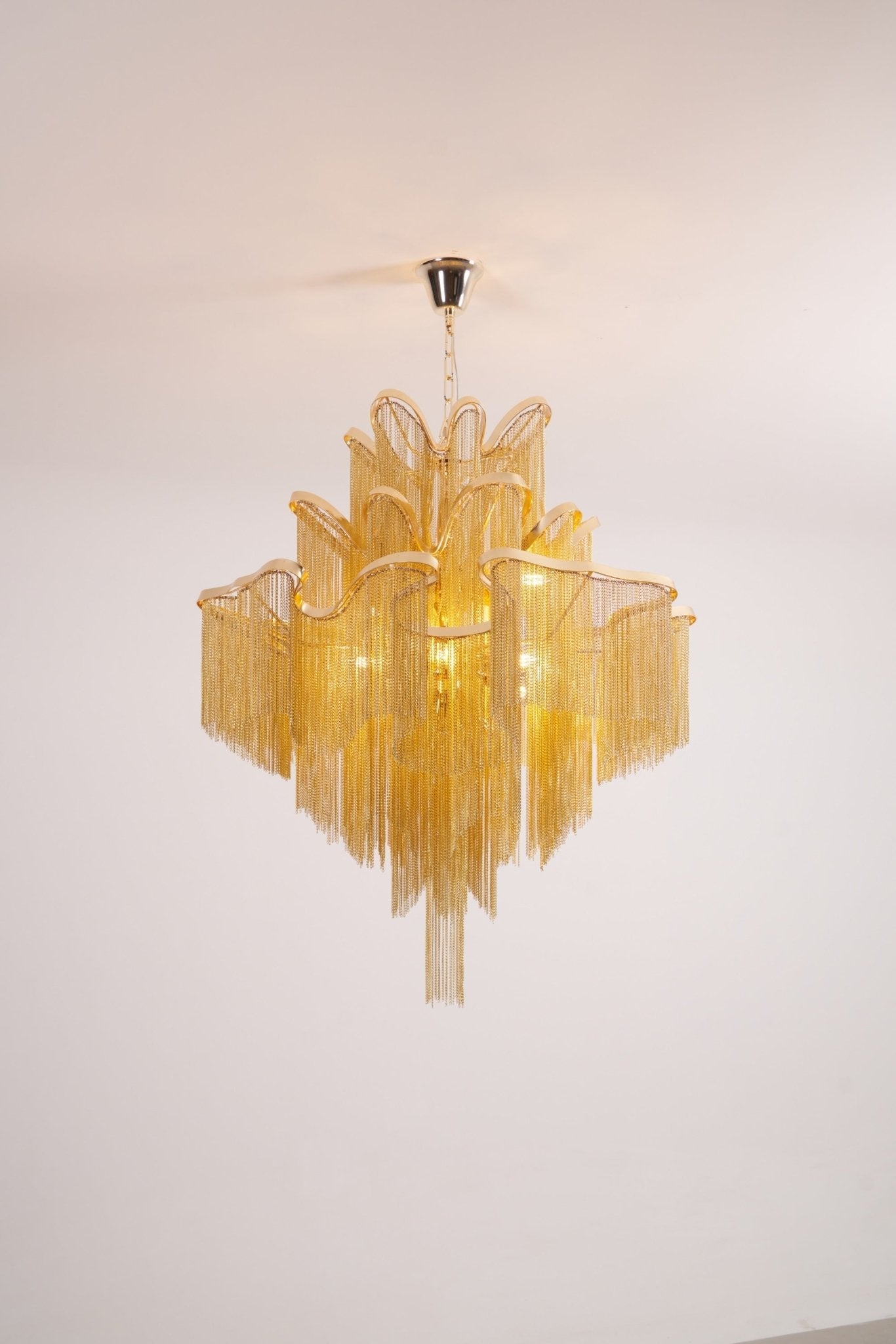 Stream Chain Chandelier - Modern Design with Adjustable Length & LED L