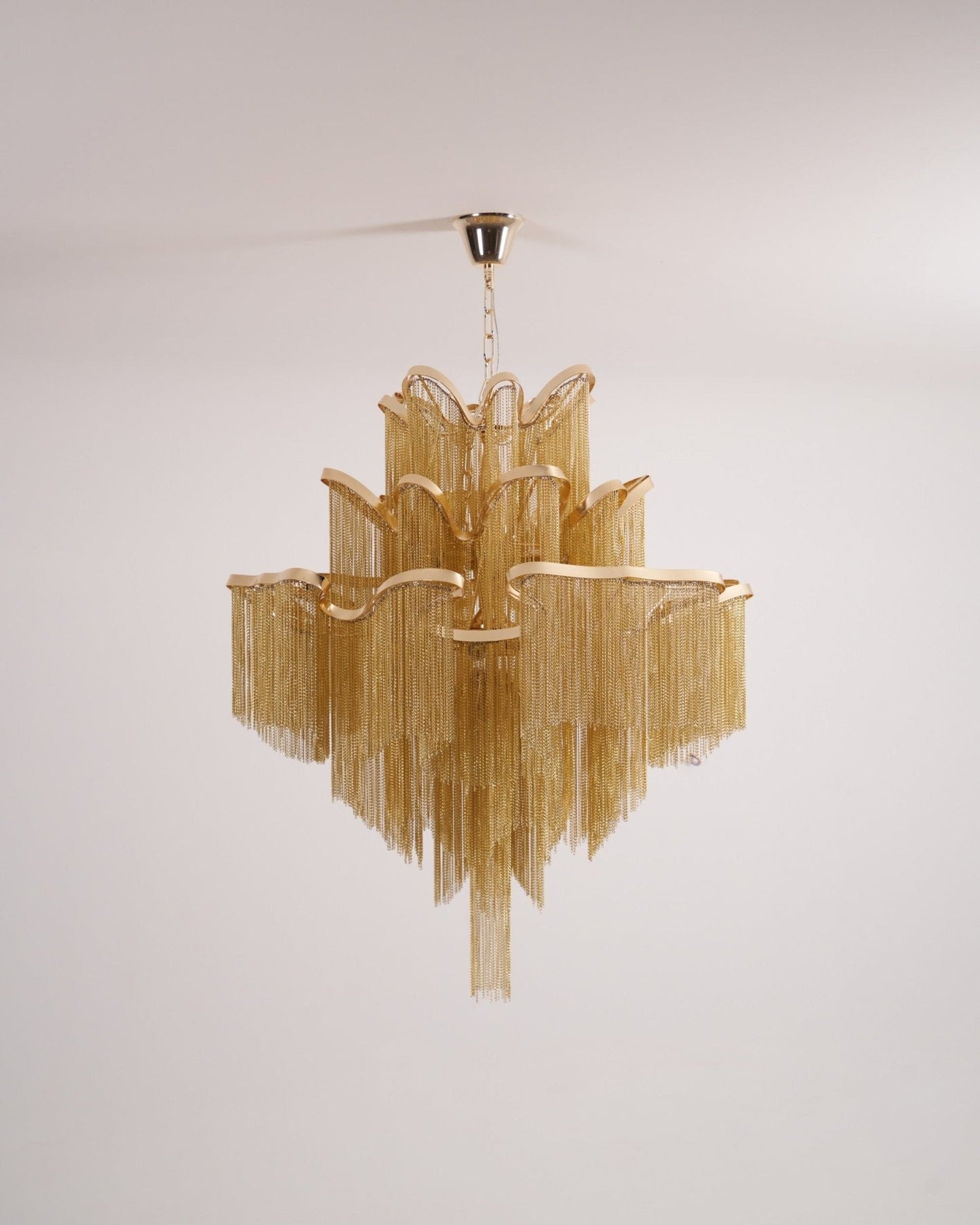 Stream Chain Chandelier - Modern Design with Adjustable Length & LED L