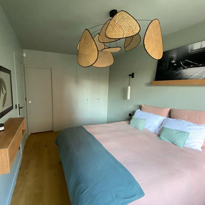 Elegant Screen Cannage Pendant Swag Light with Adjustable Height & War