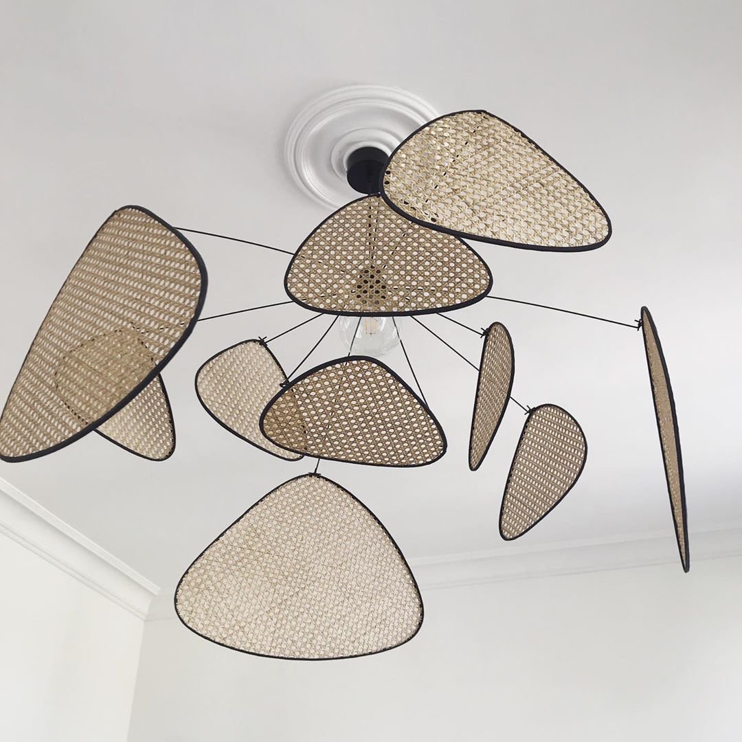 Elegant Screen Cannage Pendant Swag Light with Adjustable Height & War