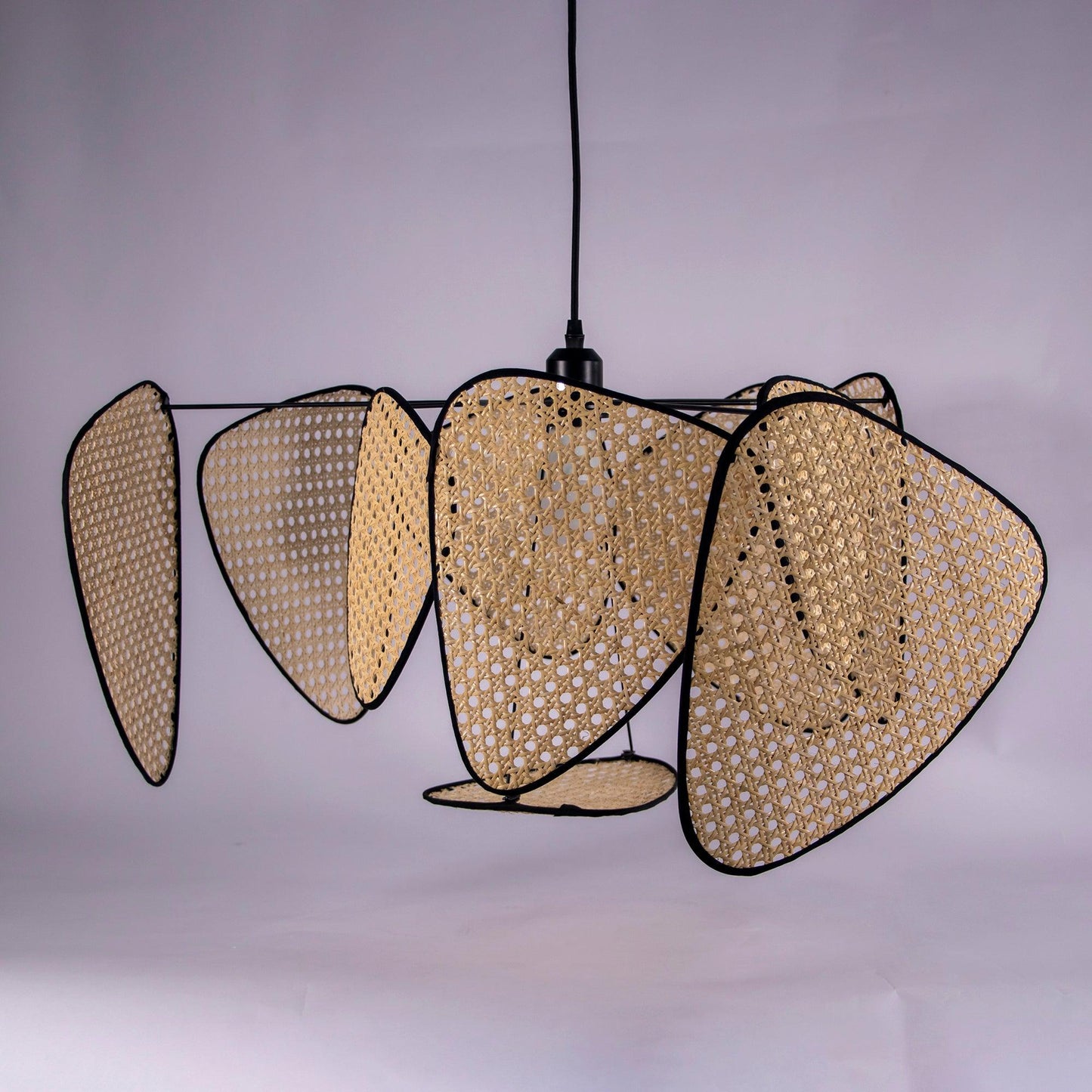 Elegant Screen Cannage Pendant Swag Light with Adjustable Height & War