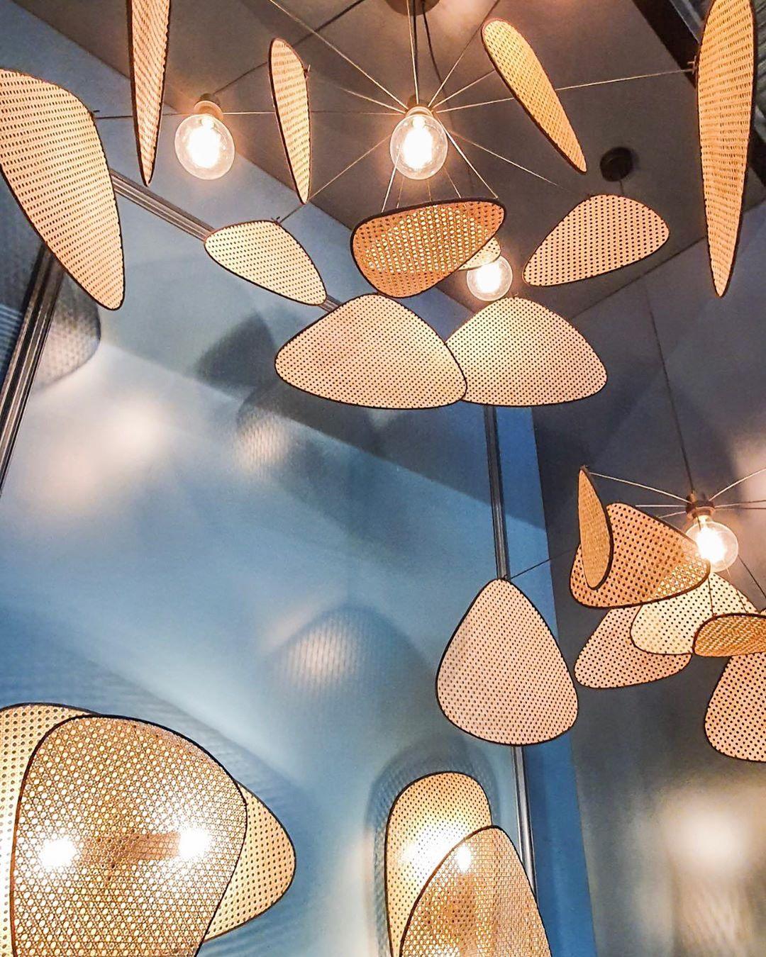 Elegant Screen Cannage Pendant Swag Light with Adjustable Height & War