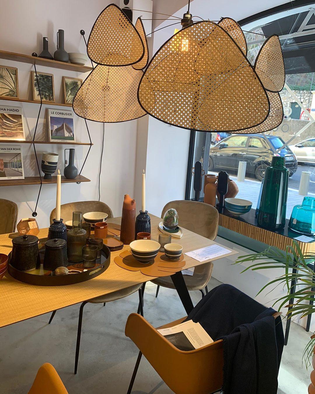 Elegant Screen Cannage Pendant Swag Light with Adjustable Height & War