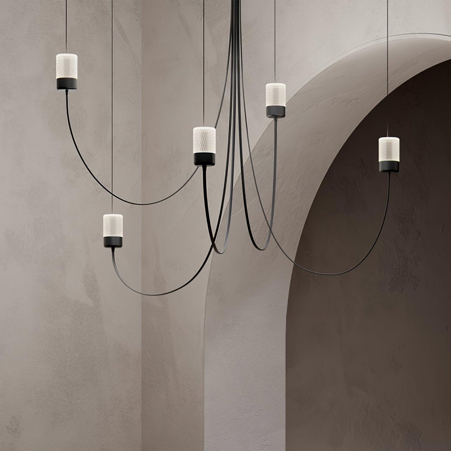 Elegant Swaying Chandelier with Adjustable Height and LED Lighting