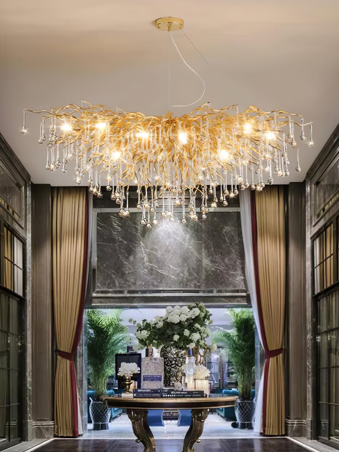 Elegant Teardrop Crystal Chandelier - Adjustable Height & Dimmable Lig
