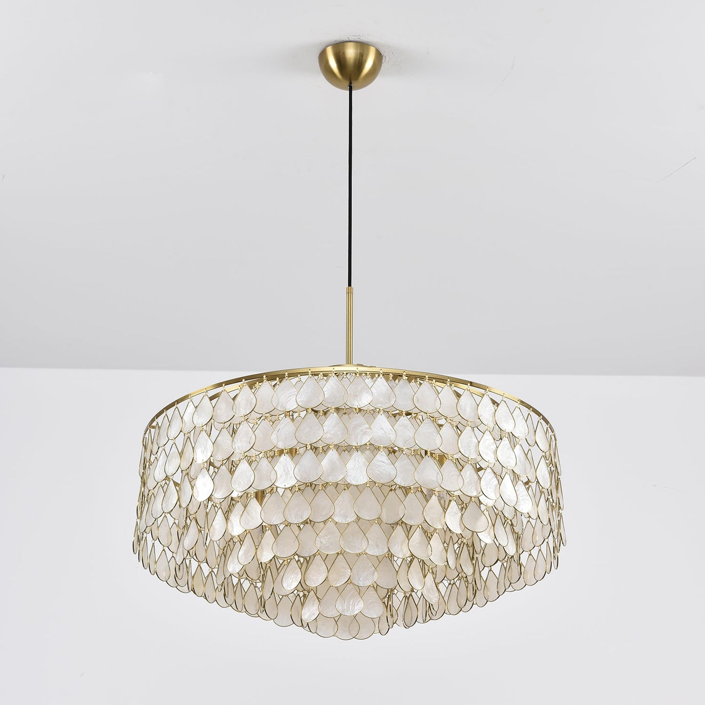 Elegant Teardrop Shell Chandelier - Dimmable, Adjustable Height