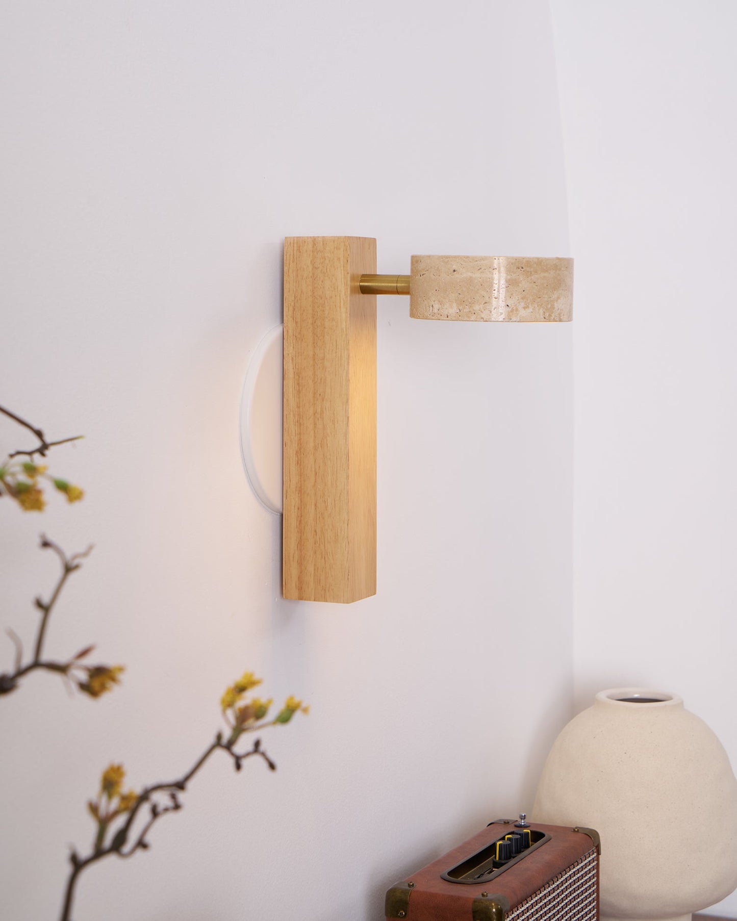 Grove Beam Wall Lamp - Adjustable LED Lighting with Modern Design