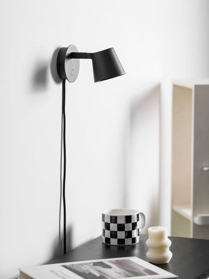 Adjustable Tip Plug-In Wall Lamp with Dimmable LED and Modern Design