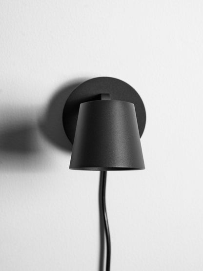 Adjustable Tip Plug-In Wall Lamp with Dimmable LED and Modern Design