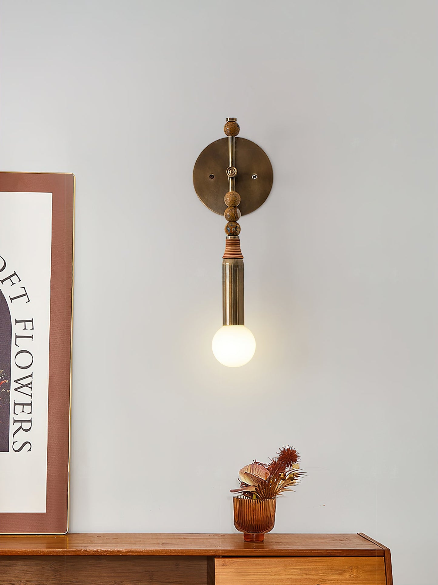 Toam Professional Wall Lamp - Adjustable Brightness & Modern Design