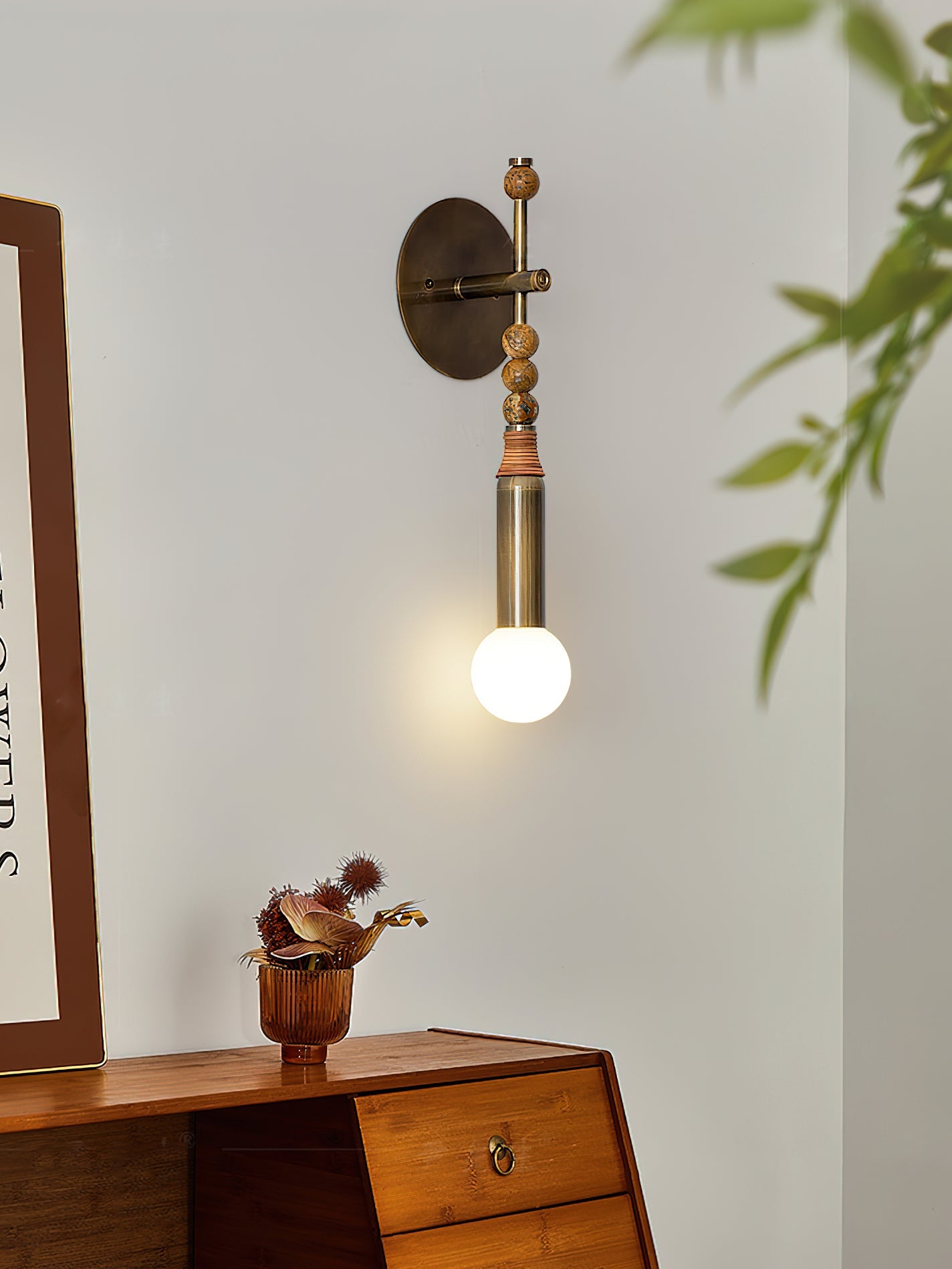 Toam Professional Wall Lamp - Adjustable Brightness & Modern Design