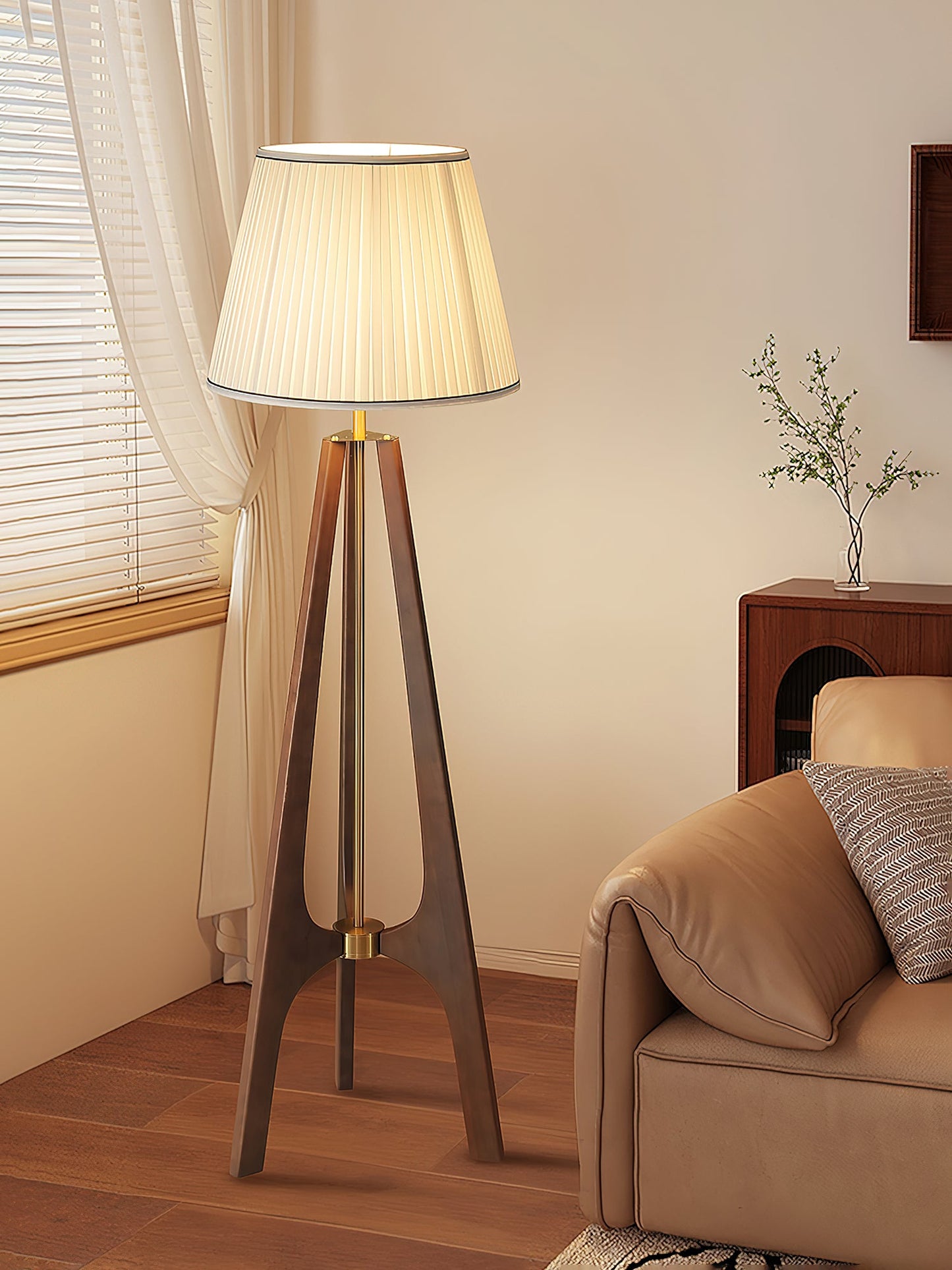 Trivelle Tripod Floor Lamp - Adjustable Height, Soft Warm Light