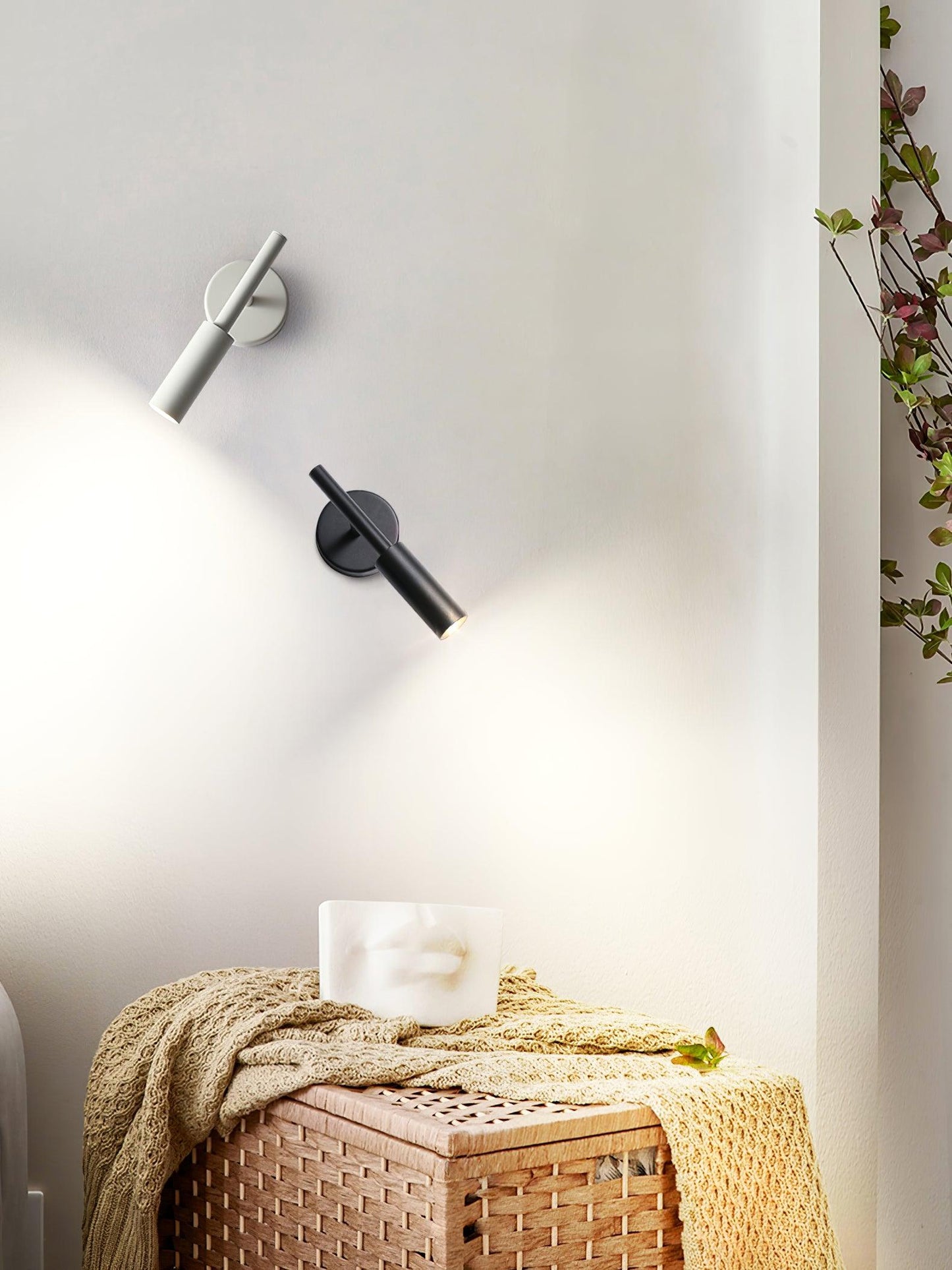Tubino LED Wall Light - Adjustable Brightness & Modern Design