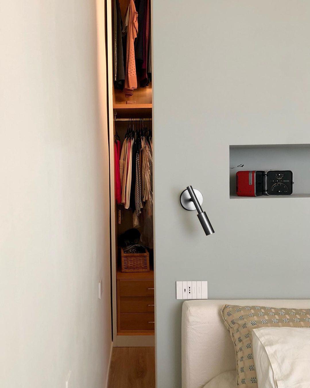 Tubino LED Wall Light - Adjustable Brightness & Modern Design