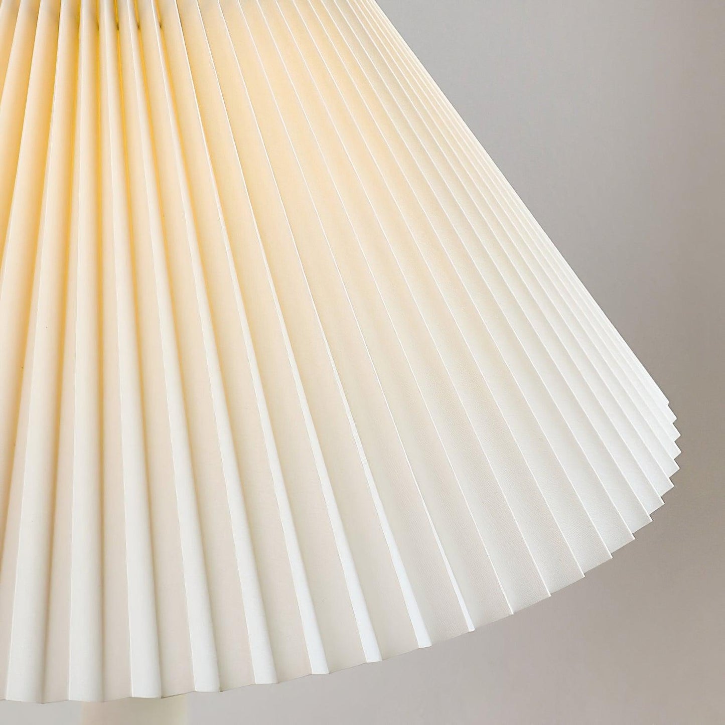 Twisted Pleated Floor Lamp - Adjustable Height, Soft Ambient Lighting
