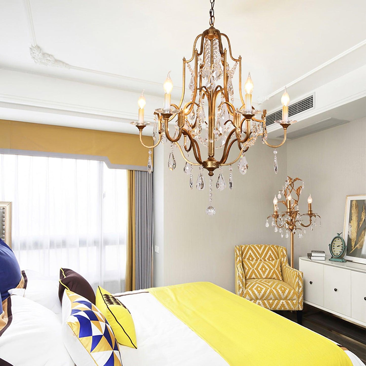 Valentina Chandelier - Elegant Design with Adjustable Height & LED Lig
