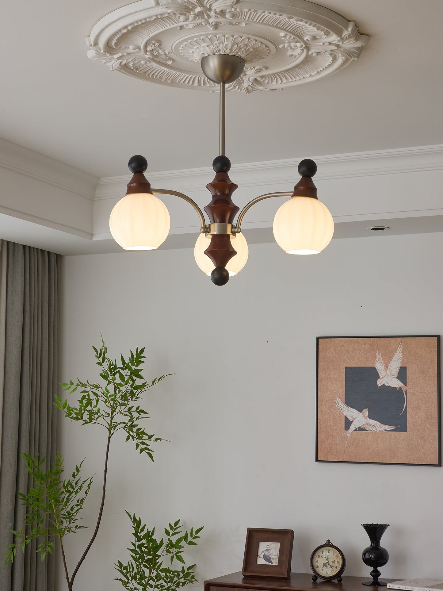 Valerio Chandelier - Elegant Lighting Fixture with Adjustable Height &