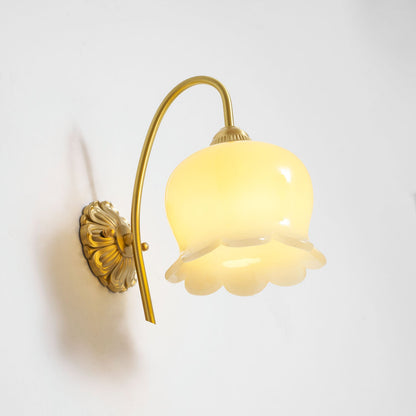 Valley Flower Wall Lamp - Adjustable Brightness, Elegant Floral Design