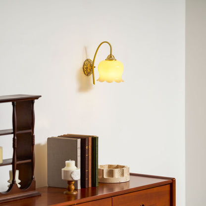 Valley Flower Wall Lamp - Adjustable Brightness, Elegant Floral Design