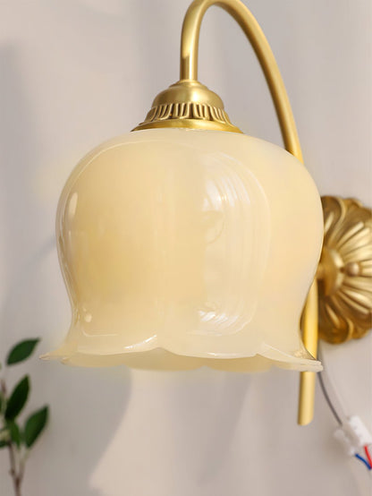Valley Flower Wall Lamp - Adjustable Brightness, Elegant Floral Design