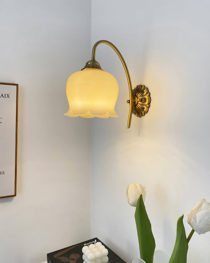 Valley Flower Wall Lamp - Adjustable Brightness, Elegant Floral Design