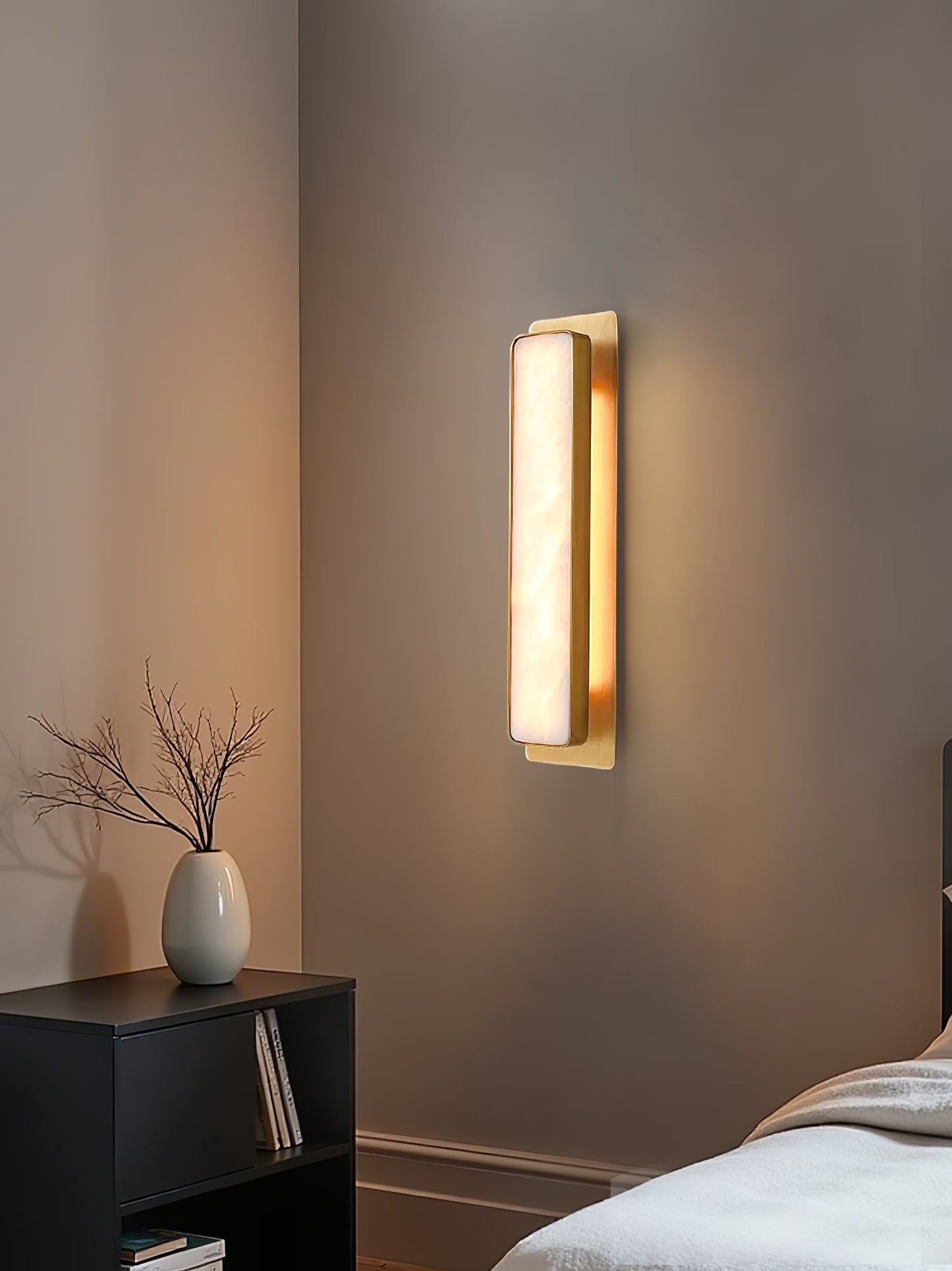 Velmora Alabaster Wall Light - Elegant Design, Soft Ambient Glow