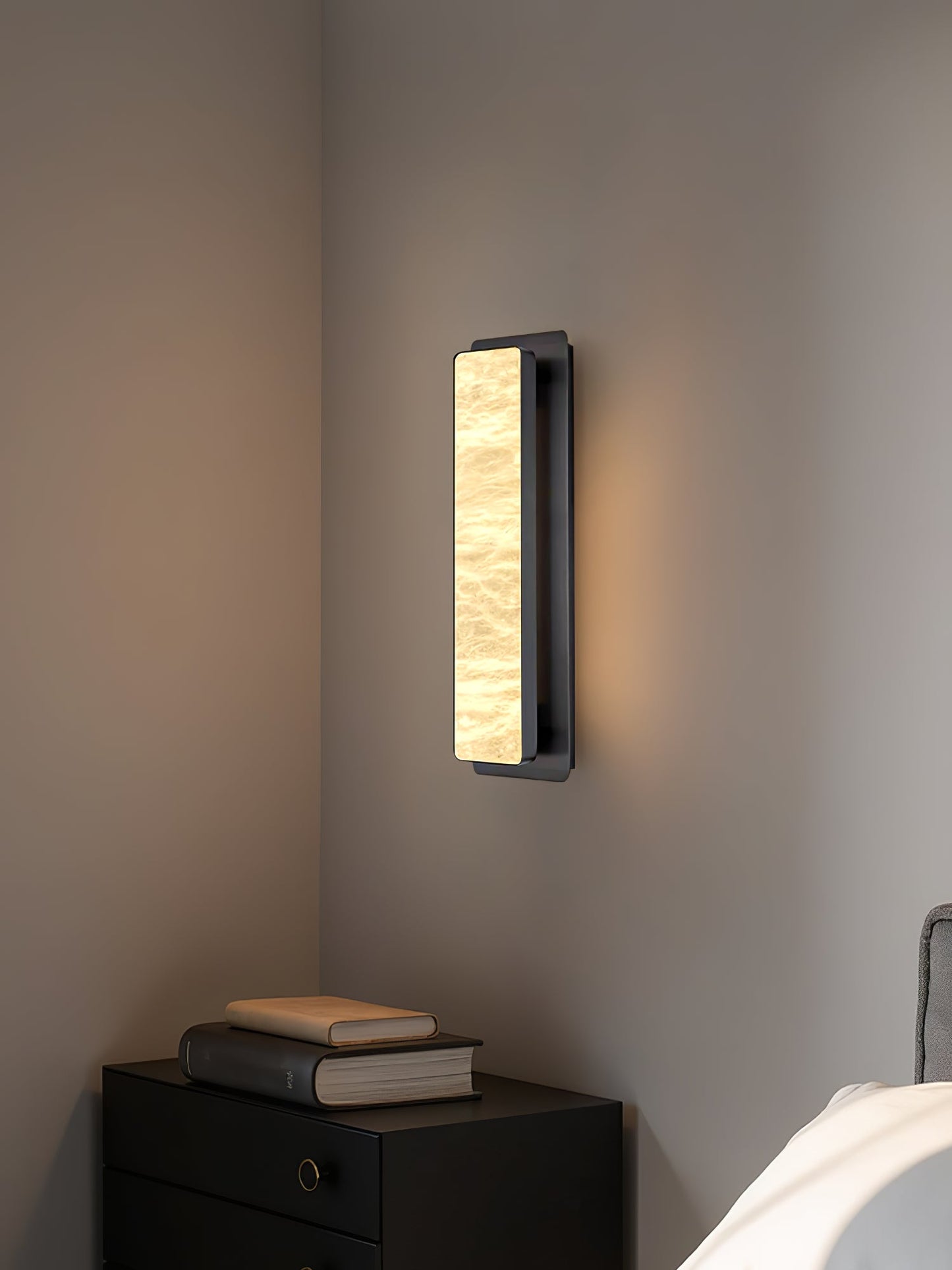 Velmora Alabaster Wall Light - Elegant Design, Soft Ambient Glow