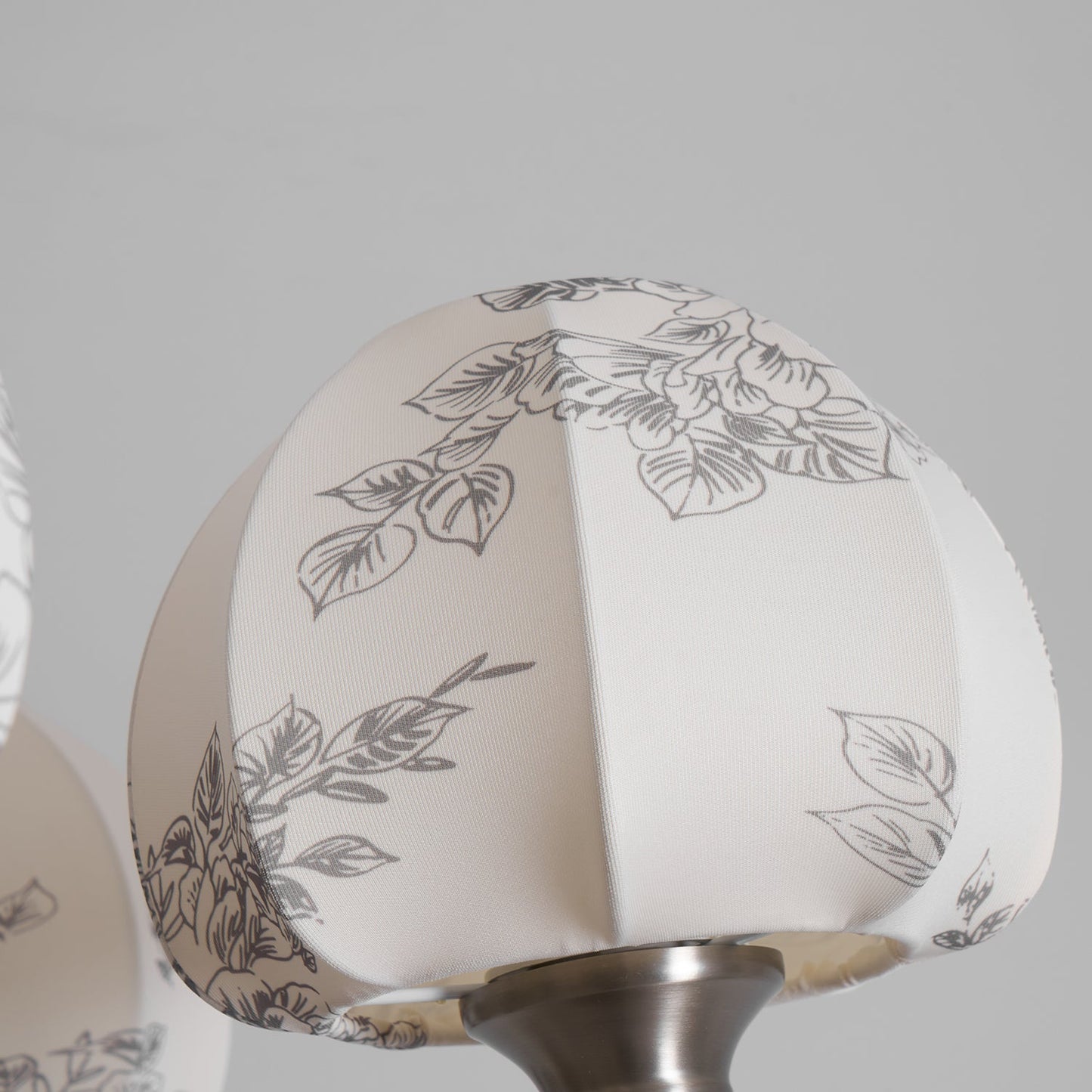 Velvet Petal Chandelier - Elegant Design with Adjustable Height & LED