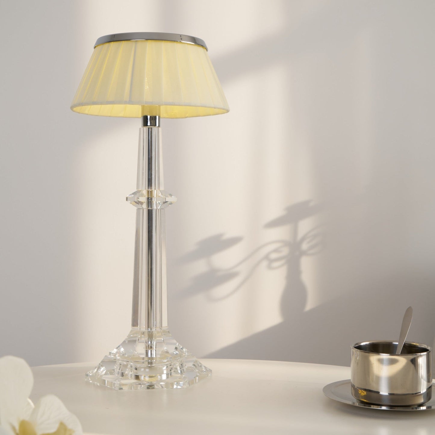 Versailles Table Lamp - Adjustable Brightness, Elegant Design