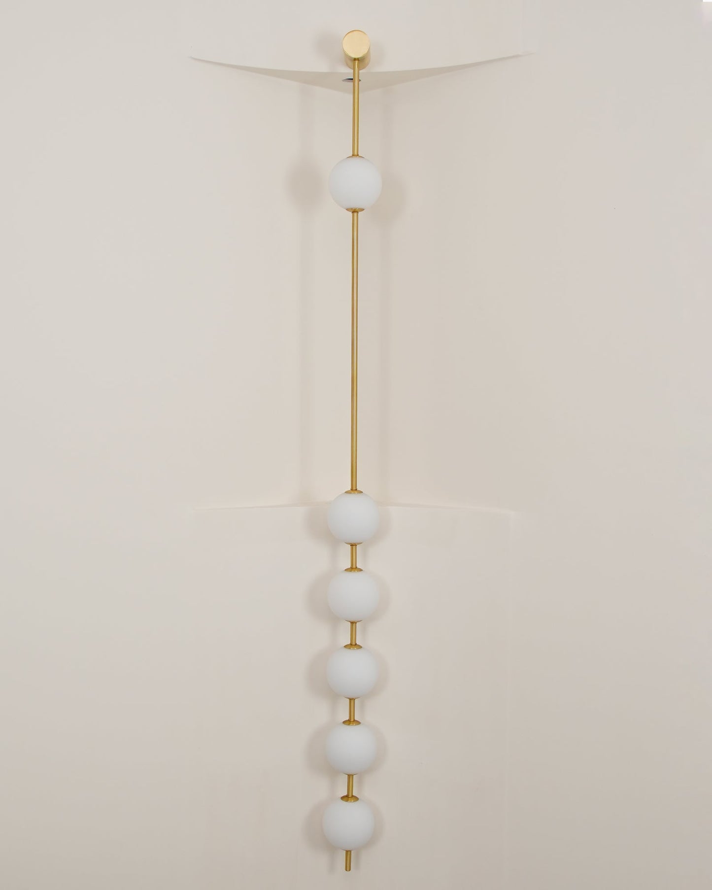 Professional Vertical Balls Wall Lamp - Adjustable Brightness, Modern