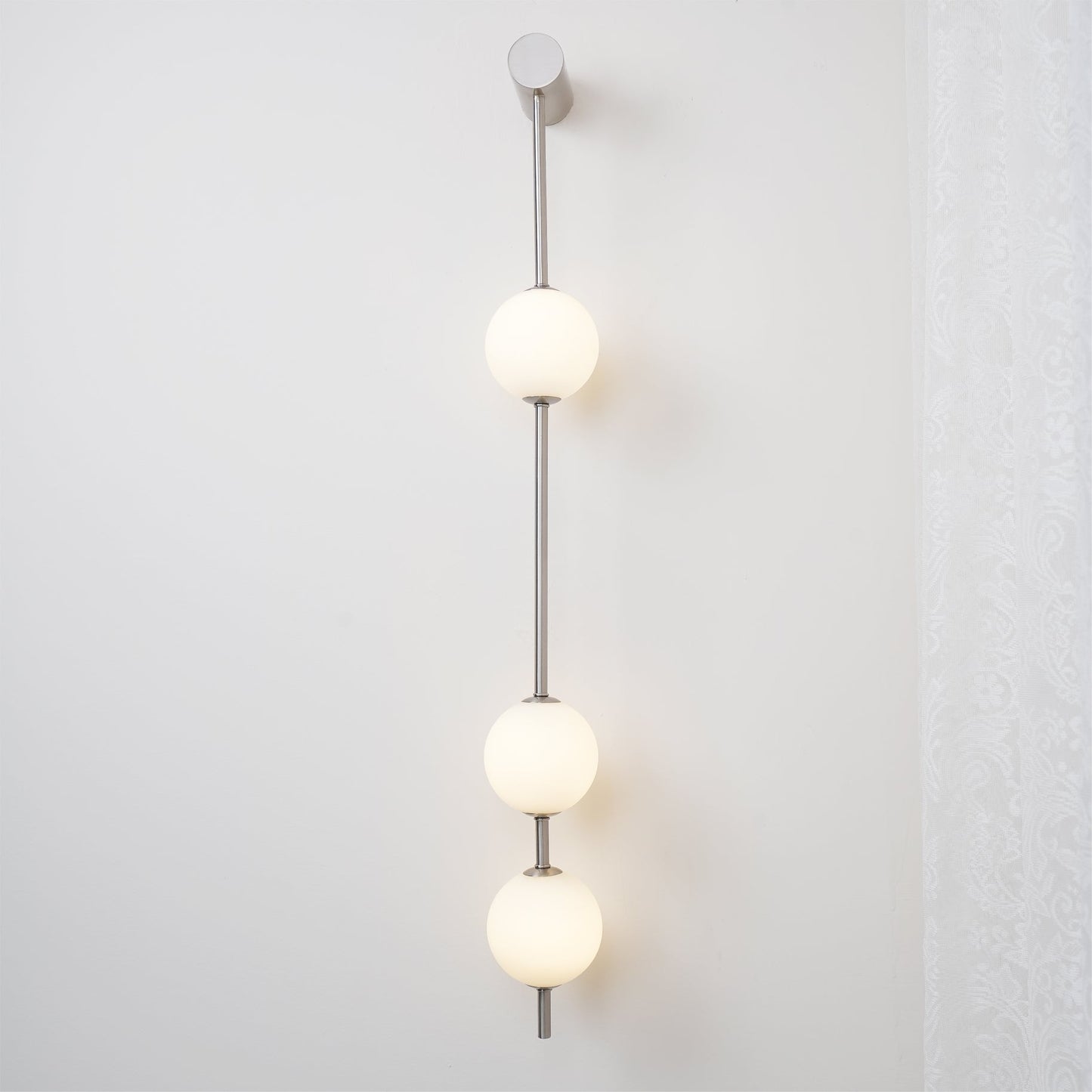 Professional Vertical Balls Wall Lamp - Adjustable Brightness, Modern