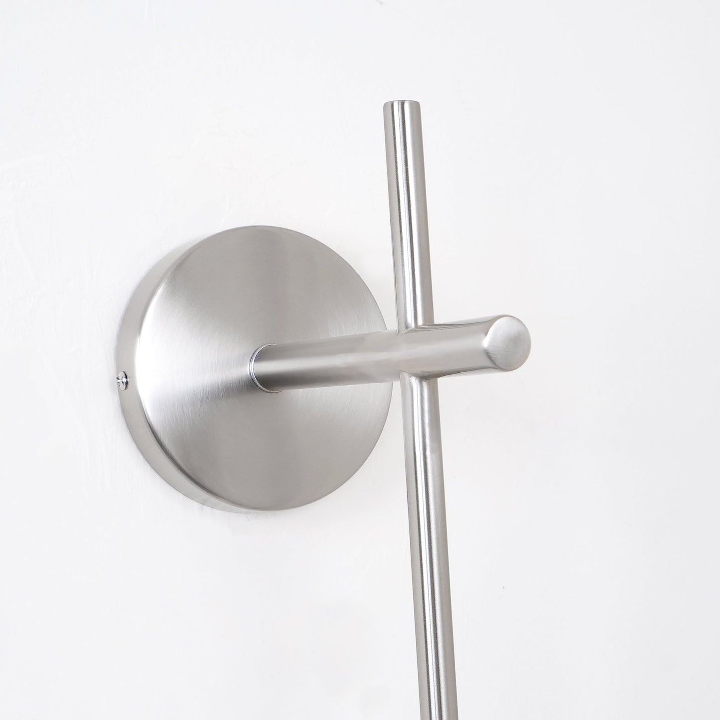 Modern Vertical Globe Wall Lamp with Adjustable Brightness & Energy Sa