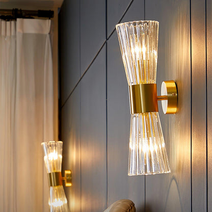 Vesta Wall Lamp - Adjustable Brightness, Modern Design for Any Space