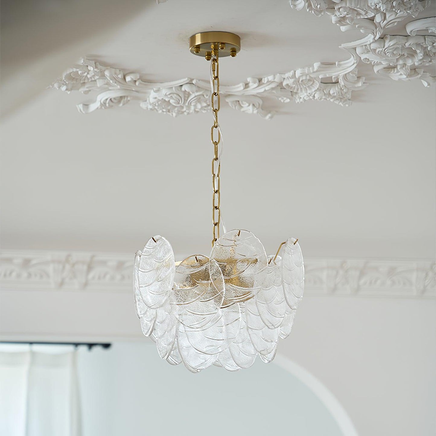 Victorian Disc Chandelier - Elegant Design with Adjustable Height & LE