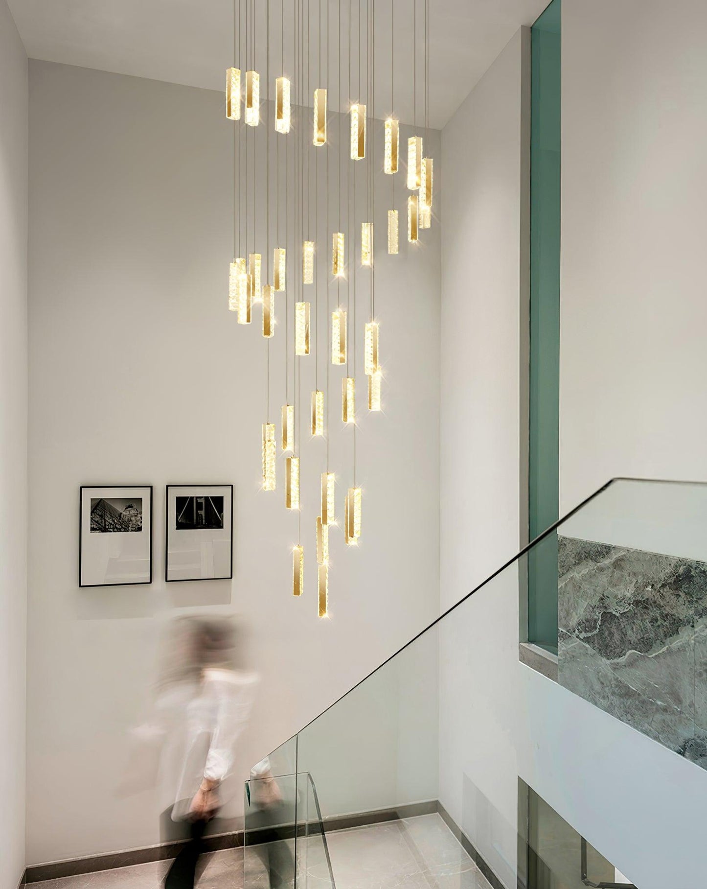 Villa Forci Chandelier - Elegant Crystal Design with Adjustable Height