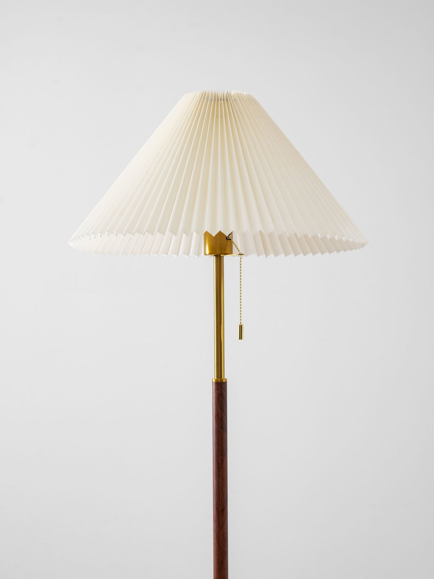 Vintage Pleated Floor Lamp with Adjustable Height & Soft Ambient Light