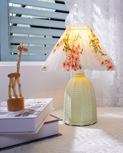 Elegant Vintage Pleated Table Lamp with Adjustable Brightness and Soft