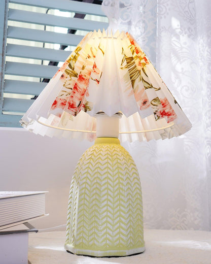 Elegant Vintage Pleated Table Lamp with Adjustable Brightness and Soft