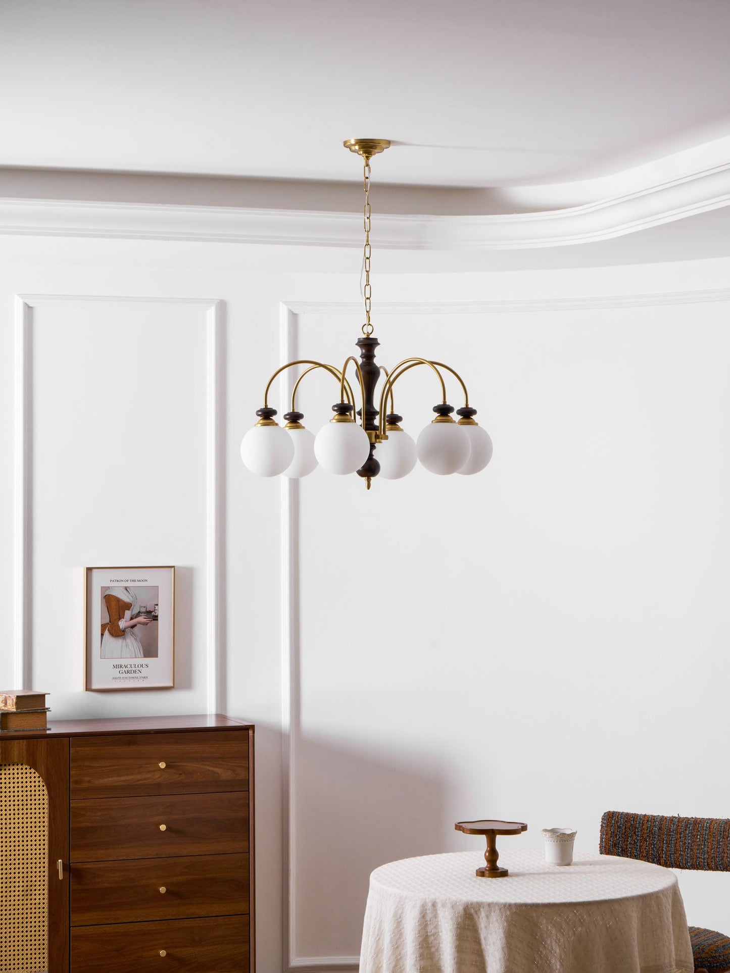 Windsor Classic Chandelier - Elegant Crystal Design with Adjustable He