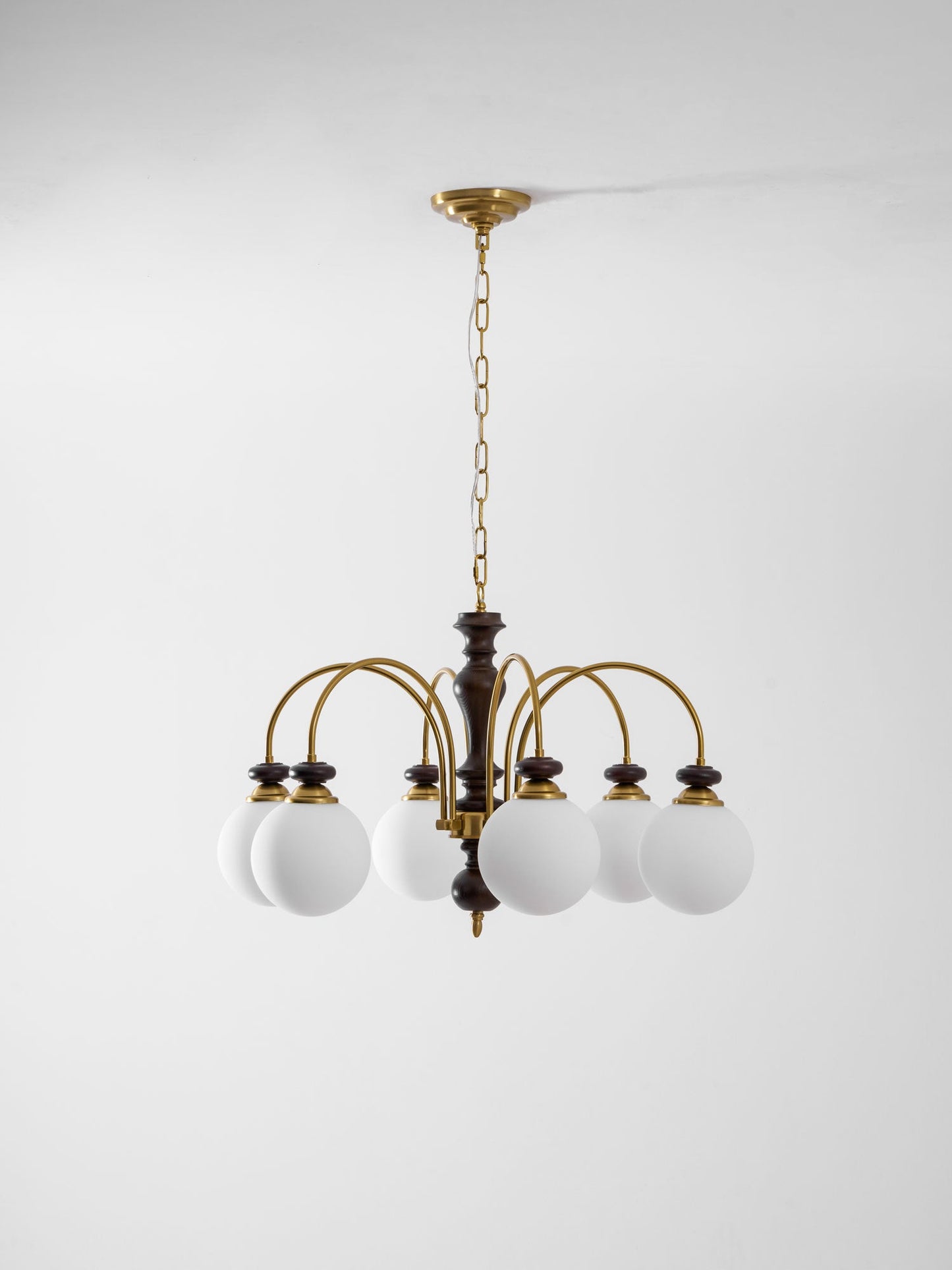 Windsor Classic Chandelier - Elegant Crystal Design with Adjustable He