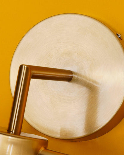 Wink Tassel Wall Lamp - Elegant Design with Adjustable Brightness