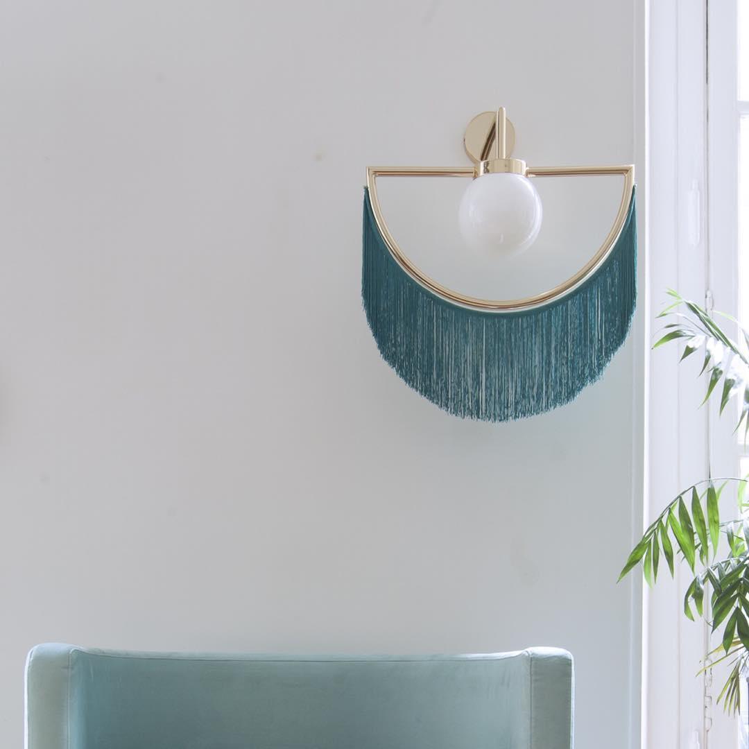 Wink Tassel Wall Lamp - Elegant Design with Adjustable Brightness