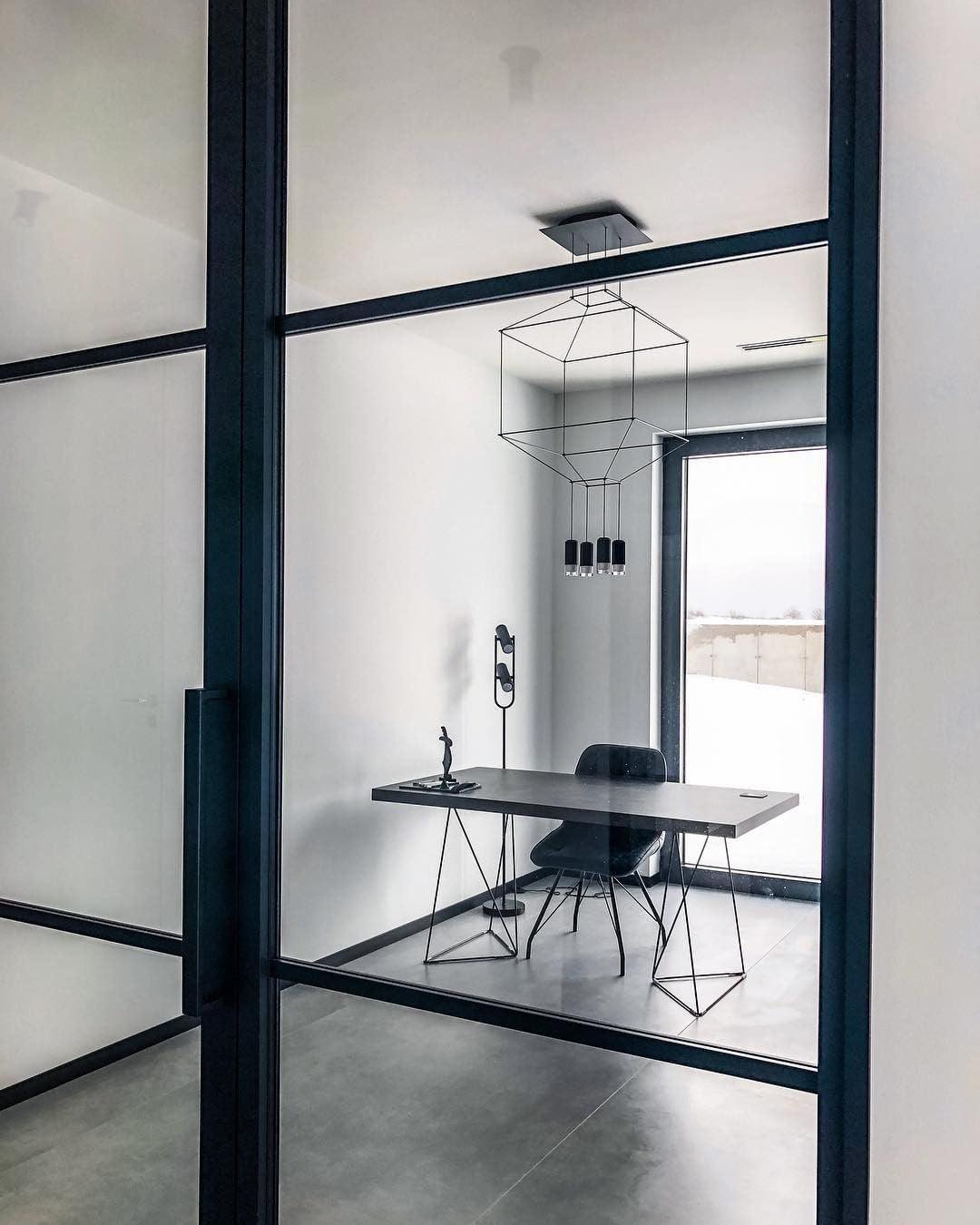 Geometric Lines Pendant Lamp - Adjustable Height, Energy-Efficient LED
