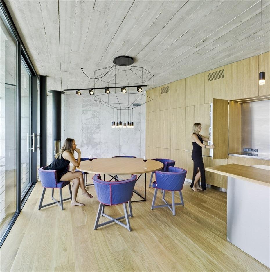 Geometric Lines Pendant Lamp - Adjustable Height, Energy-Efficient LED