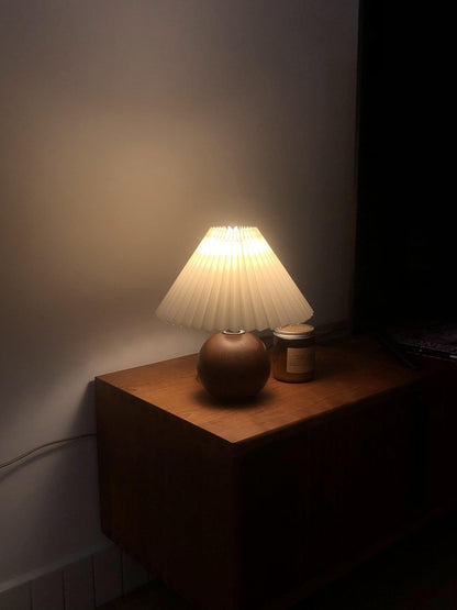 Elegant Wooden Pleated Table Lamp with Adjustable Brightness and Moder
