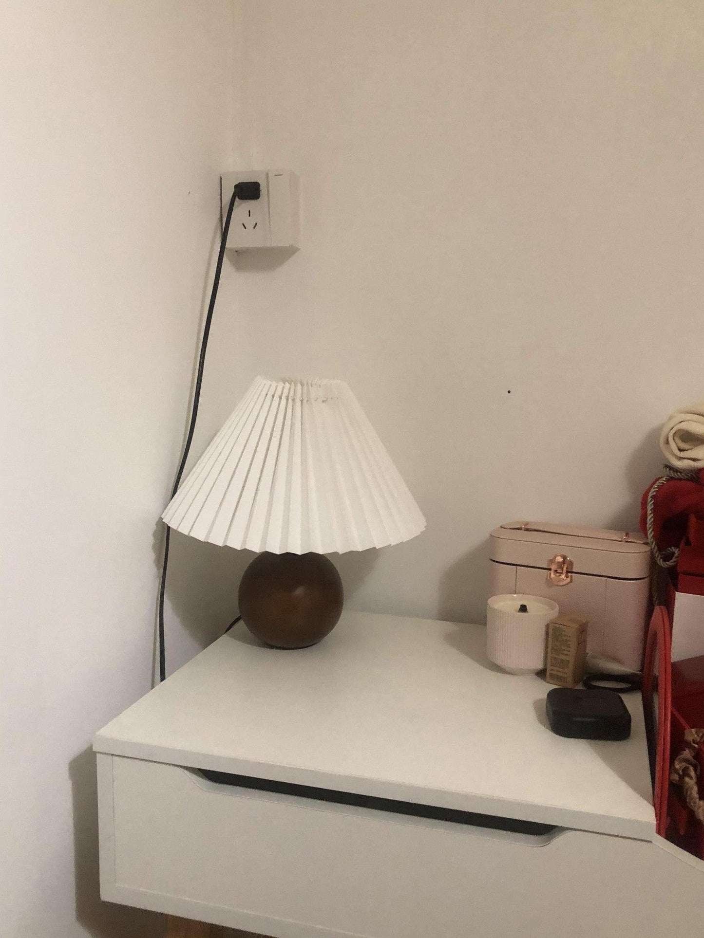Elegant Wooden Pleated Table Lamp with Adjustable Brightness and Moder