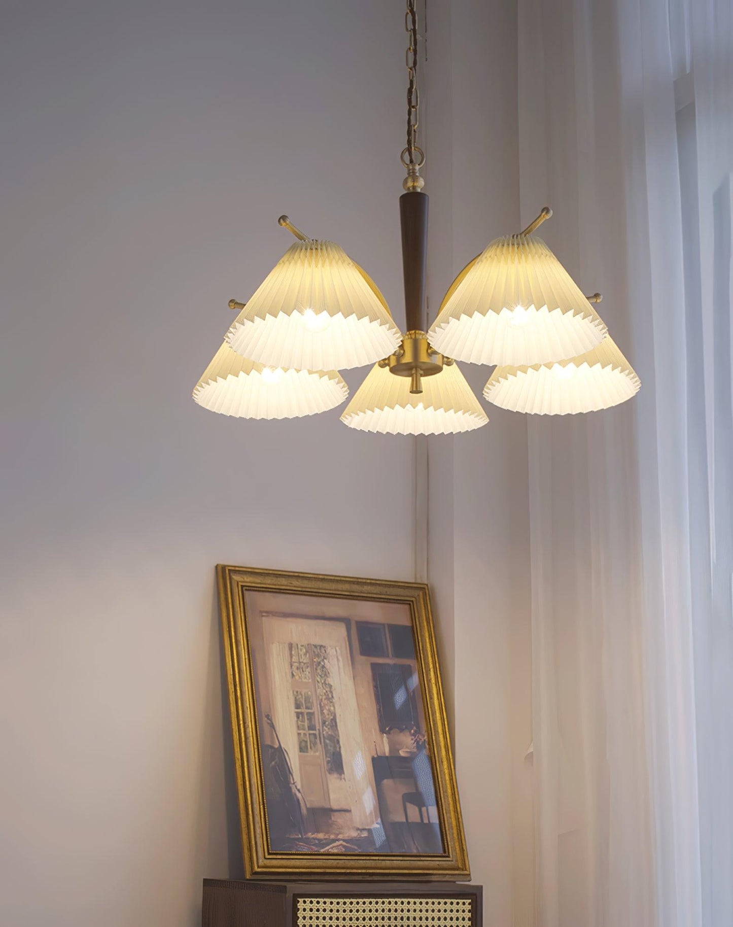 Elegant Wrinkled Chandelier with Adjustable Height and LED Compatibili