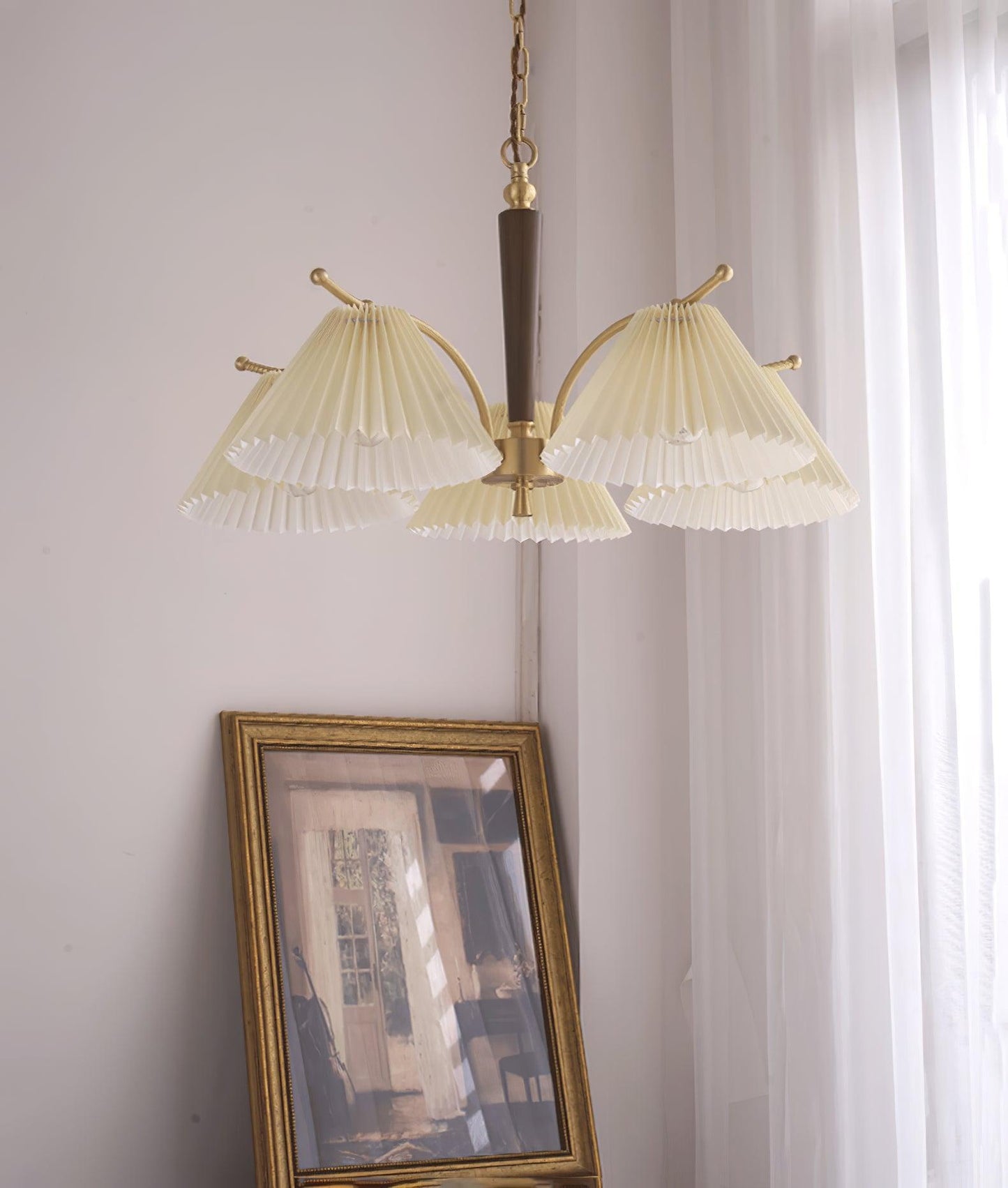 Elegant Wrinkled Chandelier with Adjustable Height and LED Compatibili